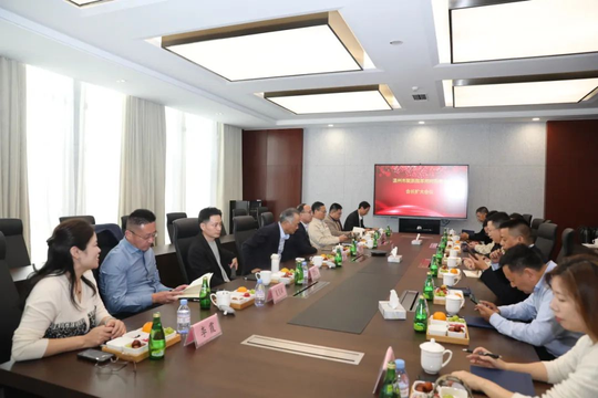 “溫州市聚氨酯革用樹脂商會(huì)會(huì)長(zhǎng)擴(kuò)大會(huì)議”在旭川化學(xué)隆重召開（一看就會(huì)）
